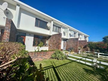2 Bedroom duplex apartment rented in Tijgerhof, Milnerton