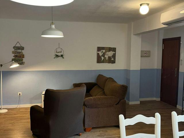 2 Bedroom Duplex Apartment with Balcony in Valencia, Valencia Amsterdam Apartments for Rent