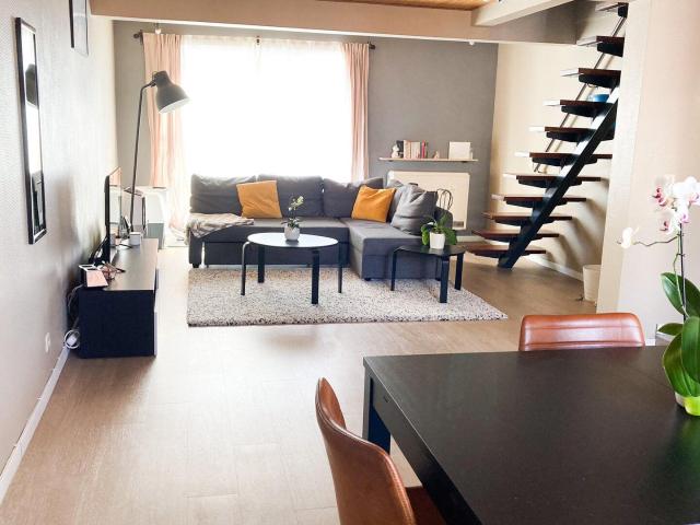2 bedroom duplex apartment + dressing room