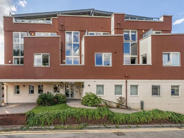 2 bedroom duplex for sale