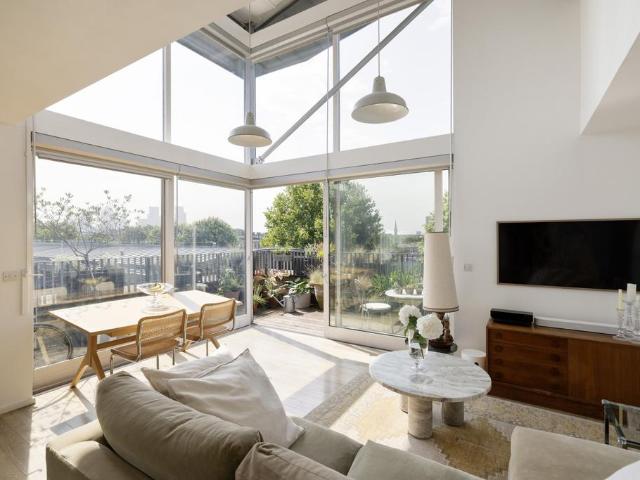 2 bedroom duplex for sale