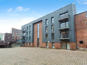 2 bedroom duplex for sale