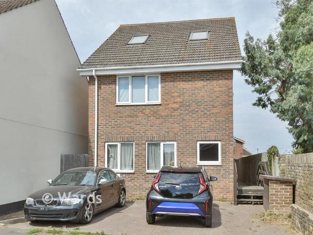 2 bedroom duplex for sale