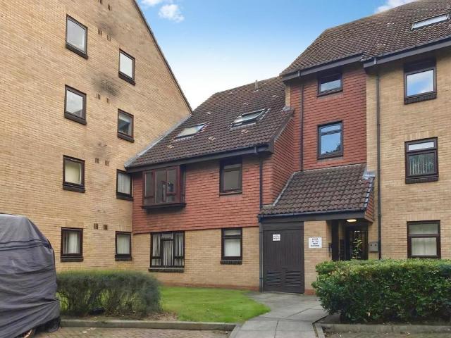 2 bedroom duplex for sale