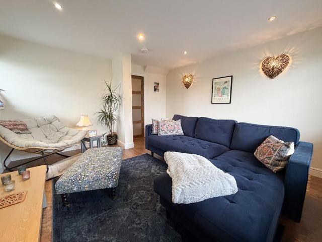 2 bedroom duplex for sale