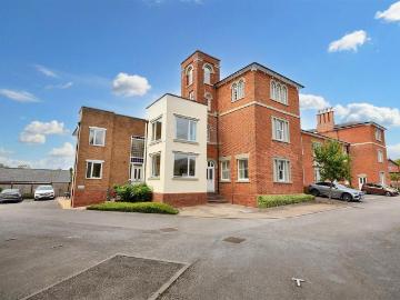 2 bedroom duplex for sale