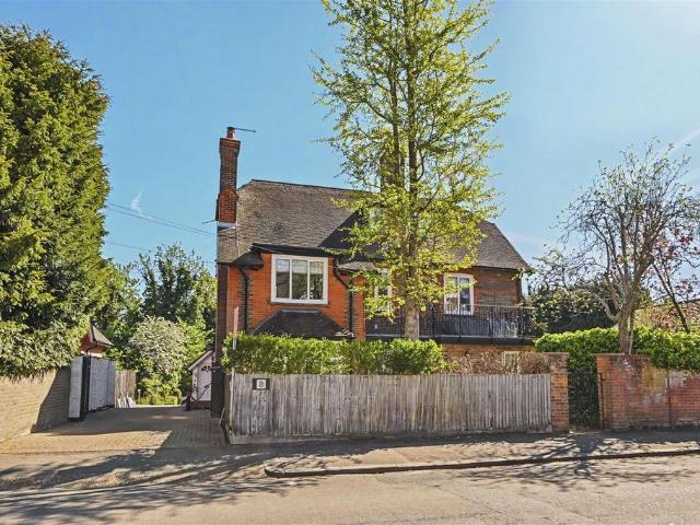 2 bedroom duplex for sale