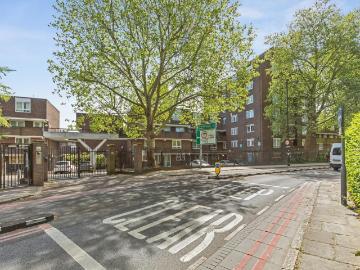 Somers Town, London, Greater London - Balcony