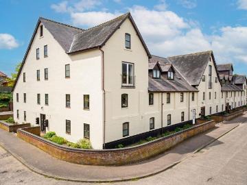 2 bedroom duplex for sale