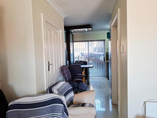2 Bedroom Duplex in Newton Park