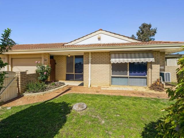 2 Bedroom Duplex in Convenient Location!