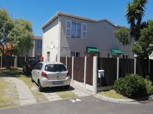 2 Bedroom Duplex in Kenilworth