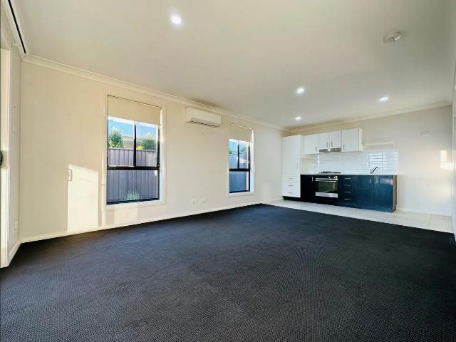 2 BEDROOM DUPLEX KOOTINGAL LOCATION