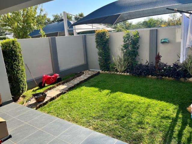 2 Bedroom Duplex To Let in Honeydew Manor