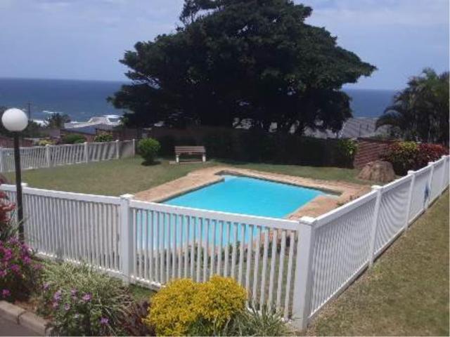 2 Bedroom Duplex To Let in Illovo Beach
