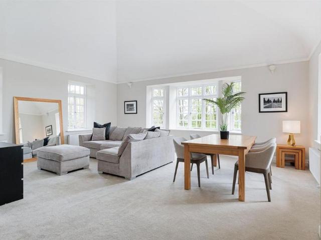 2 bedroom duplex to rent