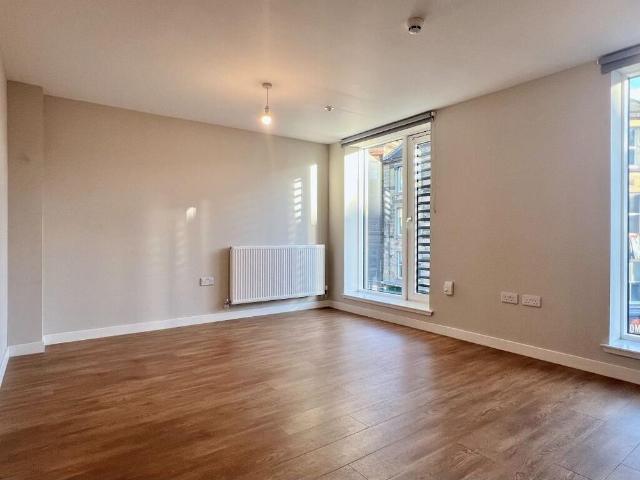 2 bedroom duplex to rent