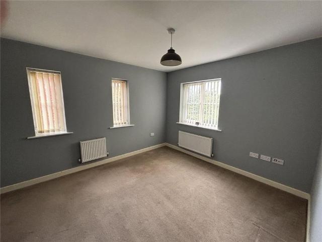 2 bedroom duplex to rent
