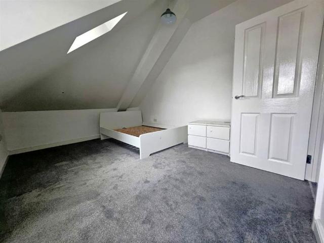 2 bedroom duplex to rent