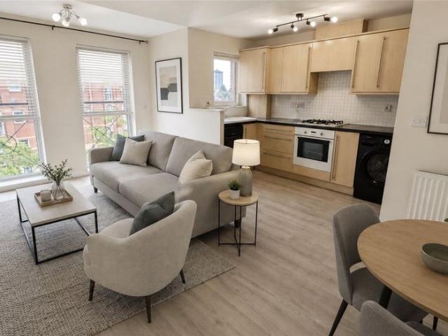 2 bedroom duplex to rent Thackhall Street, Coventry, West Midlands, CV2