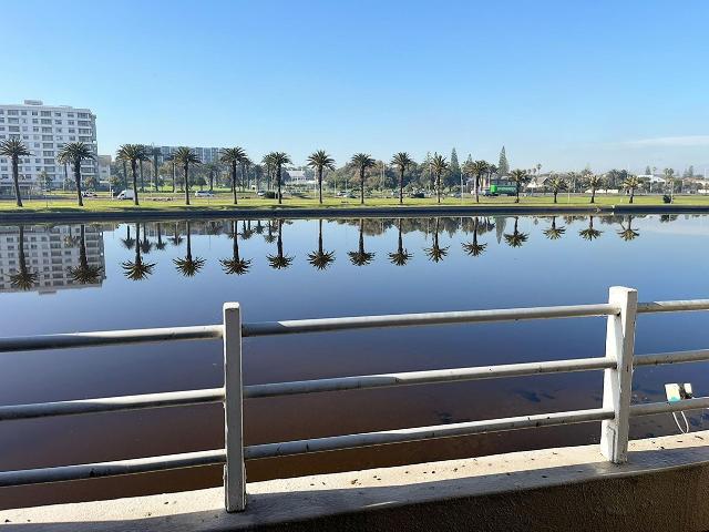2 Bedroom duplex townhouse sectional to rent in Woodbridge Island, Milnerton