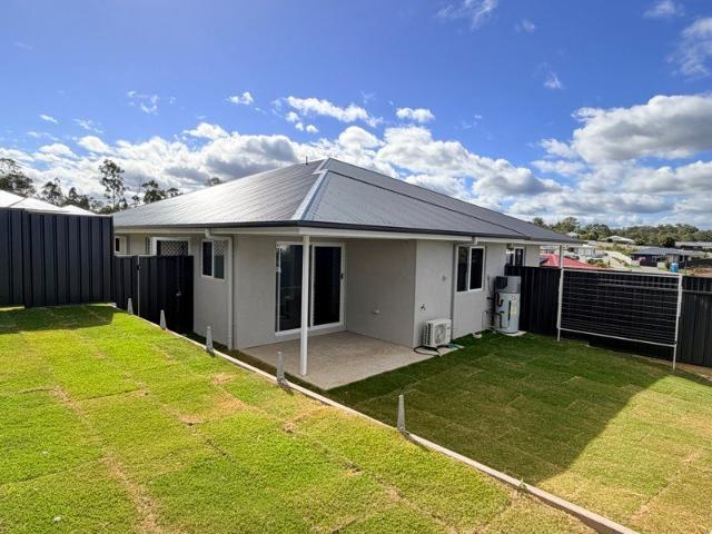 2 bedroom Duplex Unit in Royal Pines