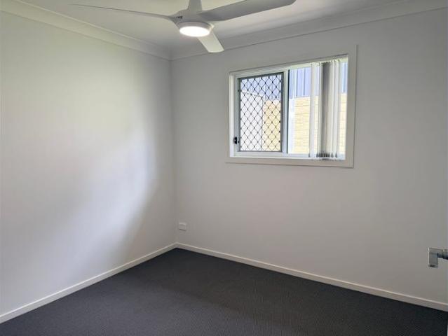 2 bedroom Duplex Unit in Royal Pines