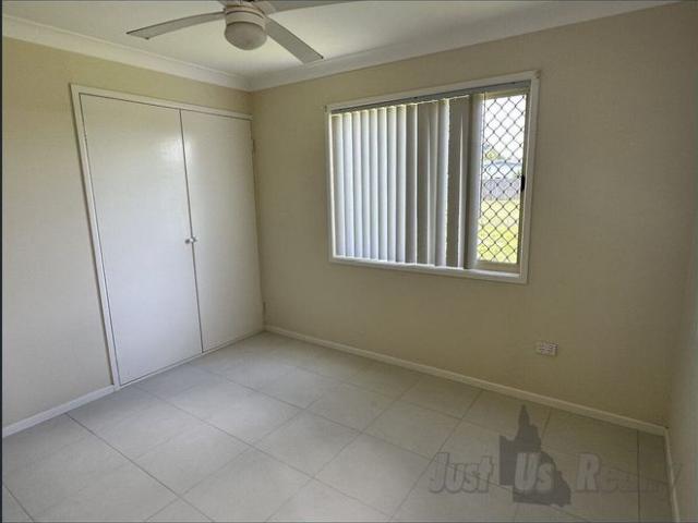 2 Bedroom Duplex with Private Yard in Norville