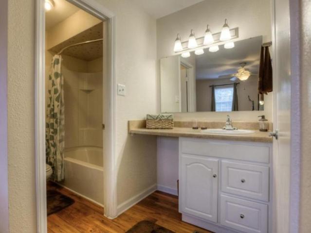 2 bedroom, Durham NC 27707 104656439