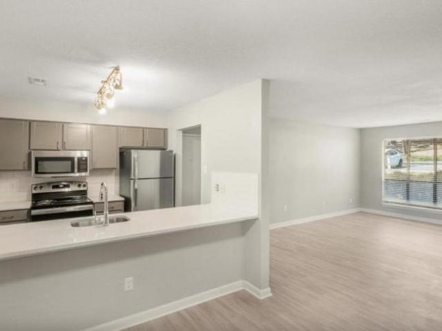 2 bedroom, Durham NC 27707 105177793