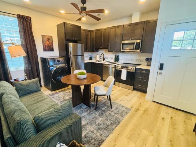 2 bedroom, Durham NC 27703 106218059