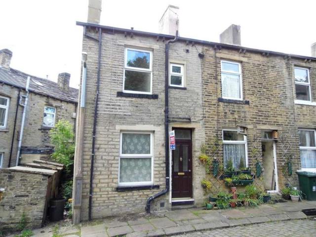 2 Bedroom End Of Terrace House