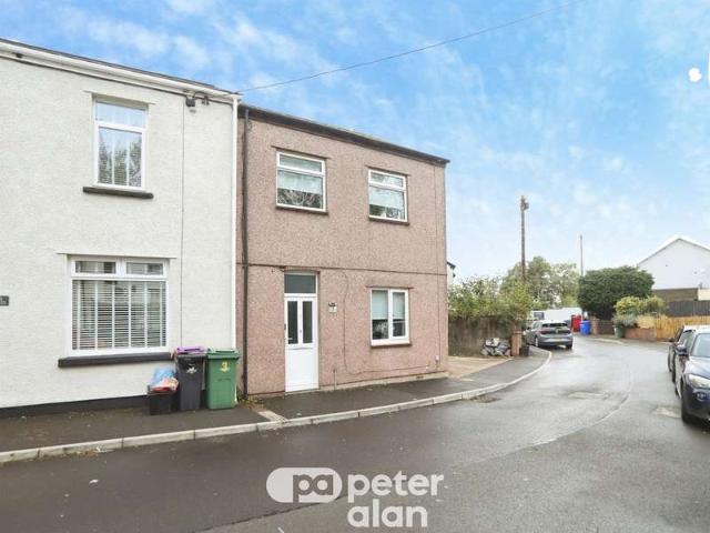 2 Bedroom End Of Terrace House