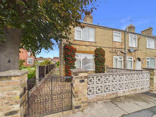 2 Bedroom End Of Terrace House