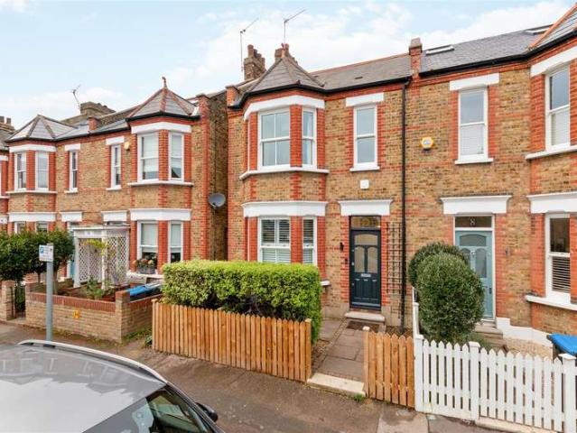 2 Bedroom End Of Terrace House