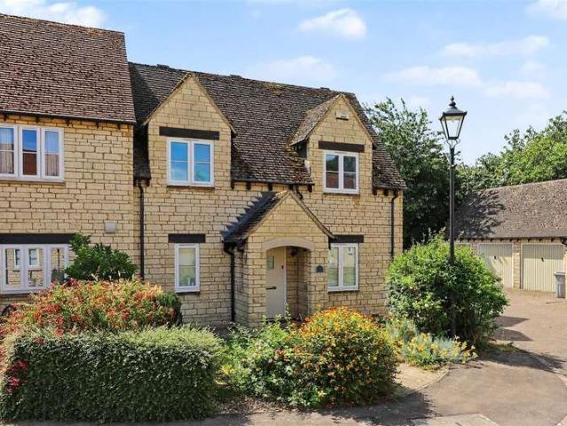2 Bedroom End Of Terrace House