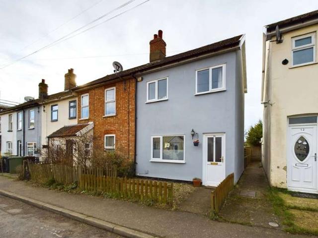 2 Bedroom End Of Terrace House