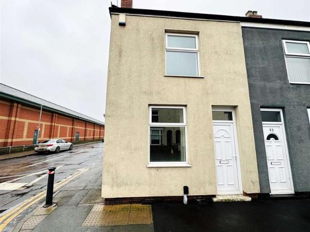 2 Bedroom End Of Terrace House