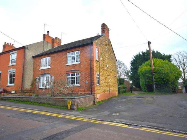 2 Bedroom End Of Terrace House