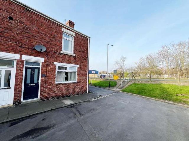 2 Bedroom End Of Terrace House