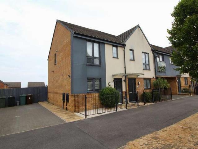 2 Bedroom End Of Terrace House