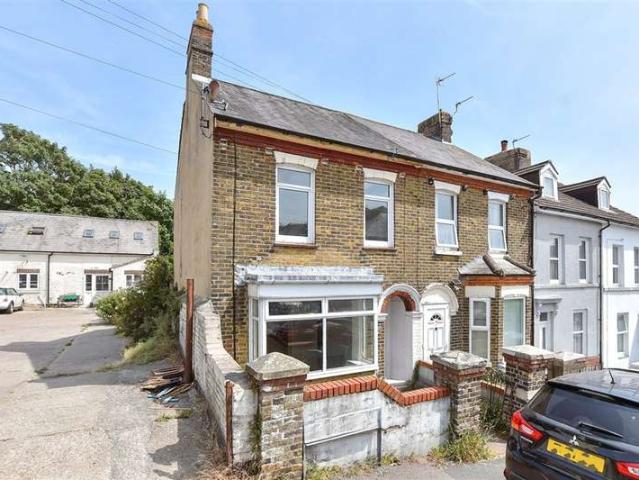 2 Bedroom End Of Terrace House