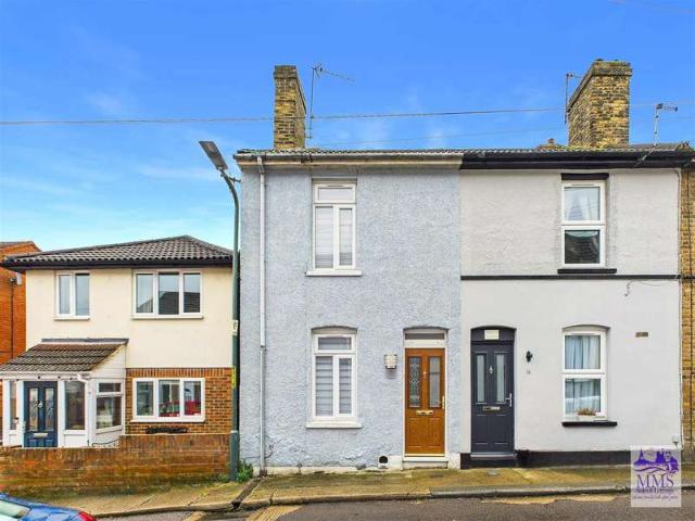 2 Bedroom End Of Terrace House