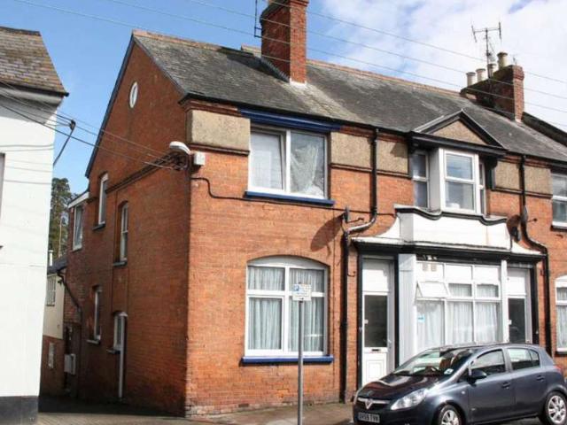 2 Bedroom End Of Terrace House
