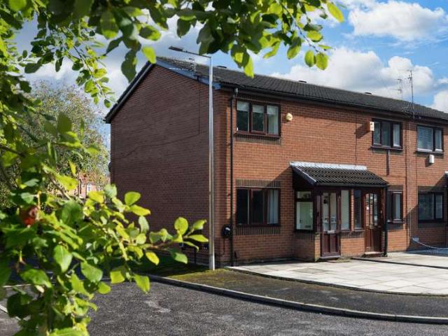 2 Bedroom End Of Terrace House