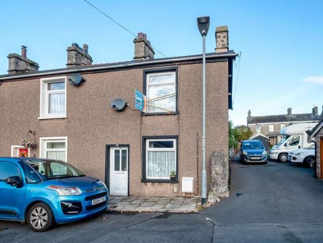 2 Bedroom End Of Terrace House