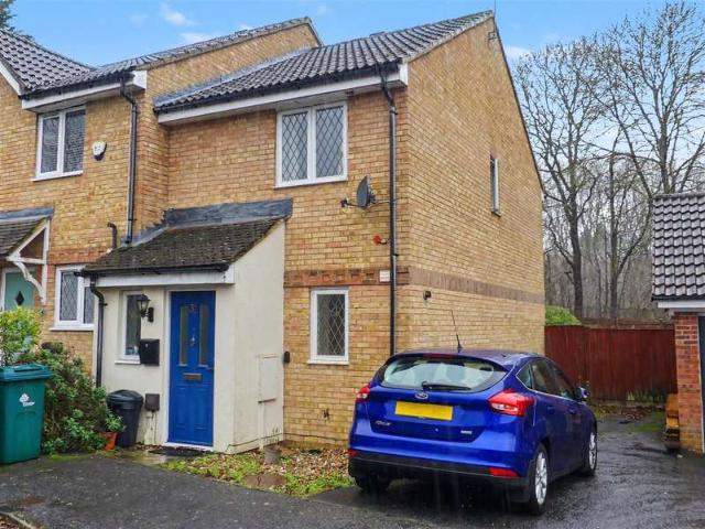 2 Bedroom End Of Terrace House