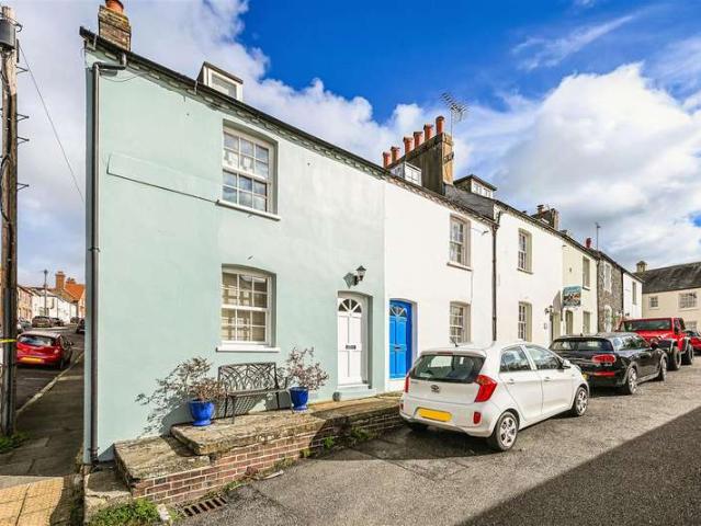 2 Bedroom End Of Terrace House