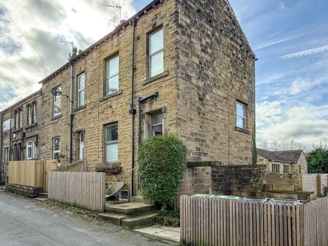 2 Bedroom End Of Terrace House