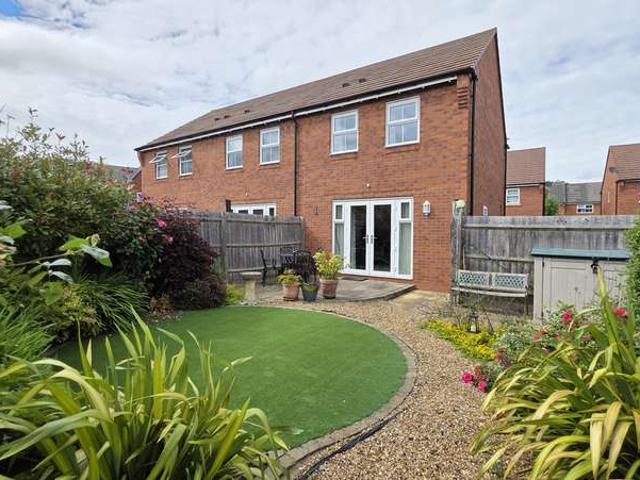 2 Bedroom End Of Terrace House